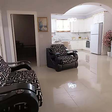 Altin's House * Tirana